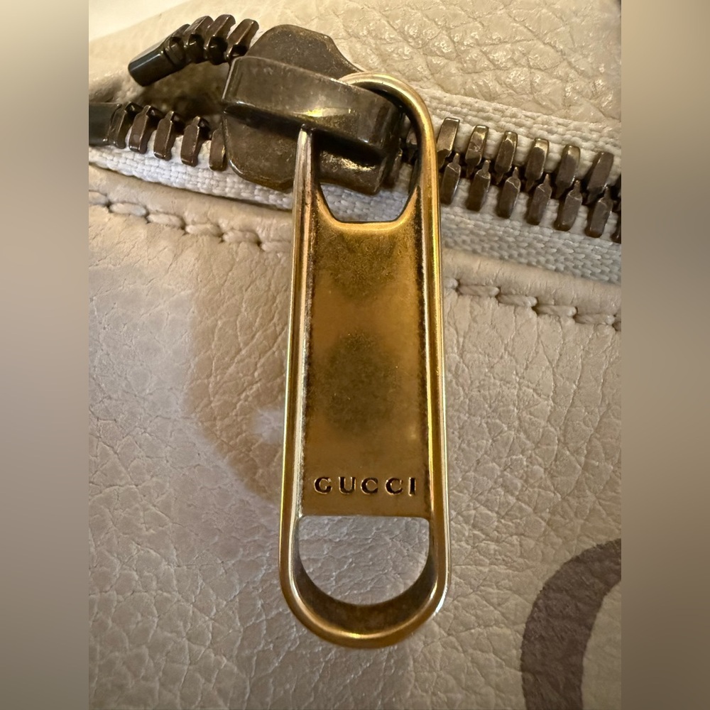 Gucci  Leather Belt Bag with Red and Blue Stripe - Picture 4 of 8